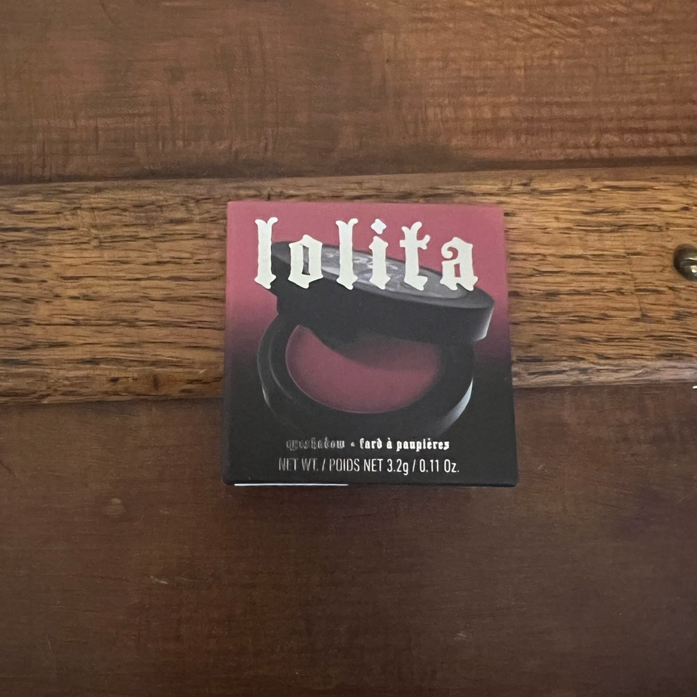 Kat Von D Lolita Eyeshadow NIB - Picture 4 of 9